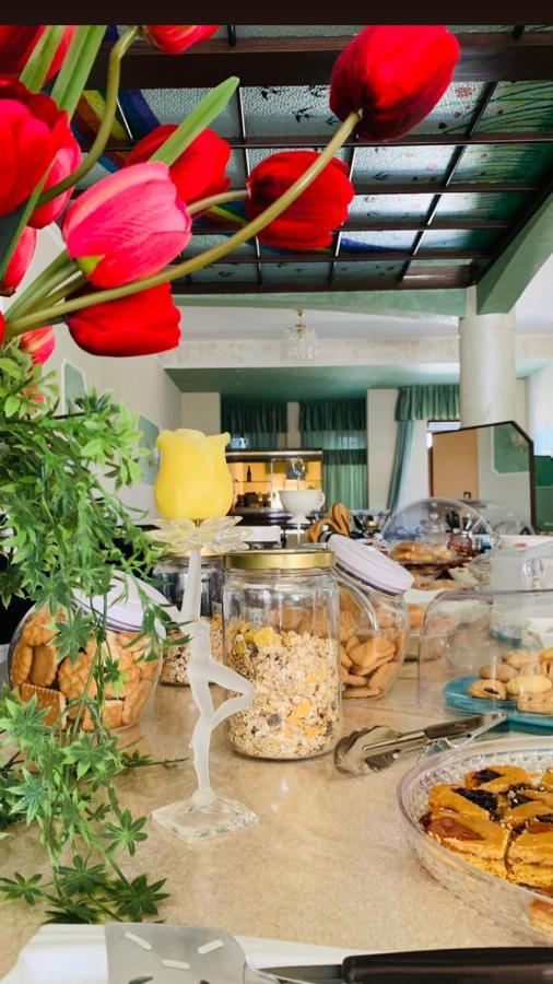 Hotel Vallisdea Sala Consilina Kültér fotó