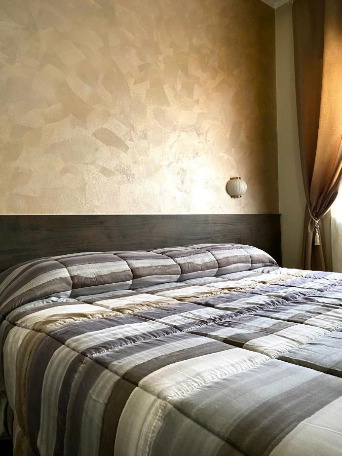 Hotel Vallisdea Sala Consilina Kültér fotó